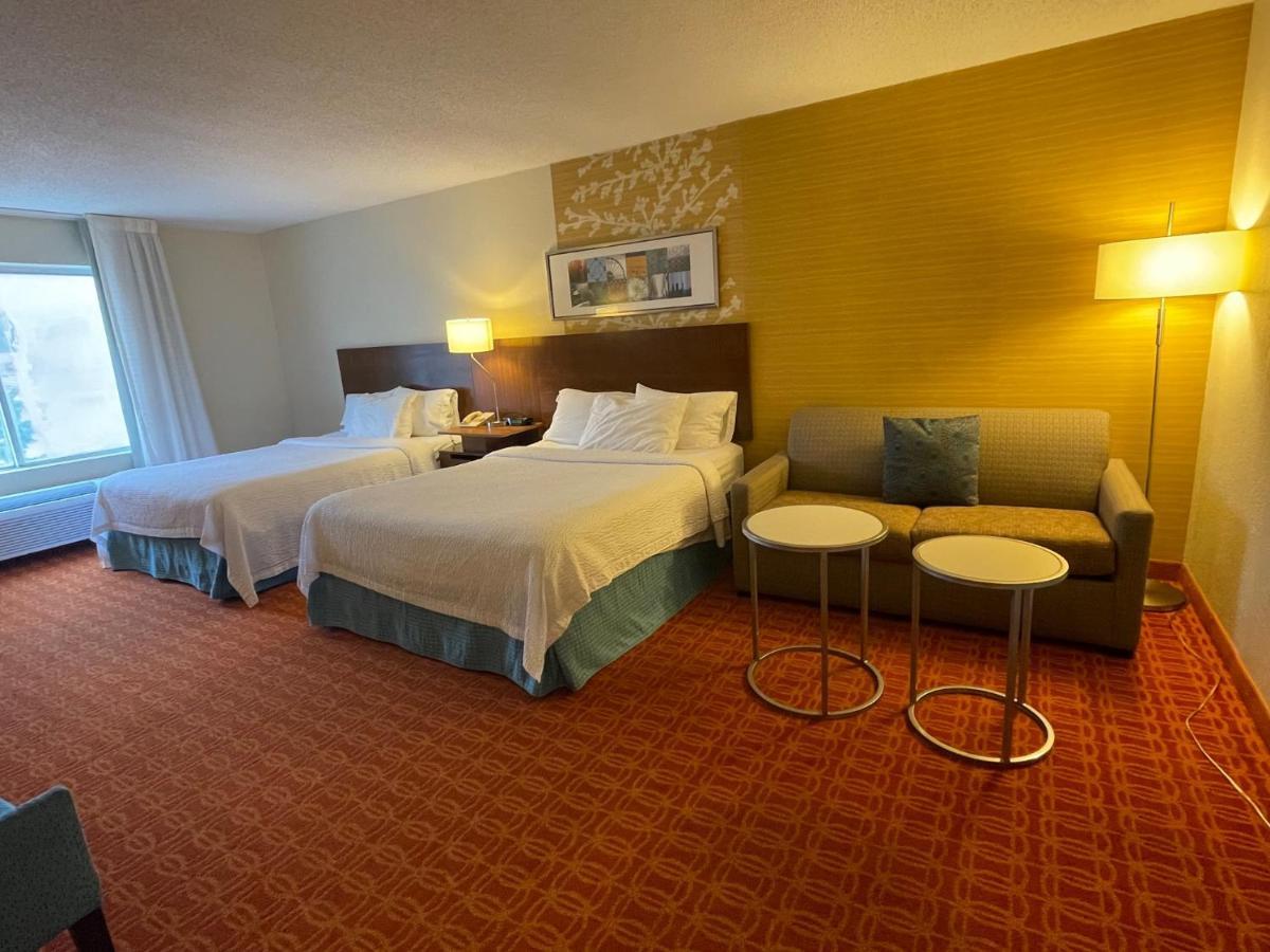 Fairfield Inn And Suites By Marriott Potomac Mills Γούντμπριτζ Εξωτερικό φωτογραφία