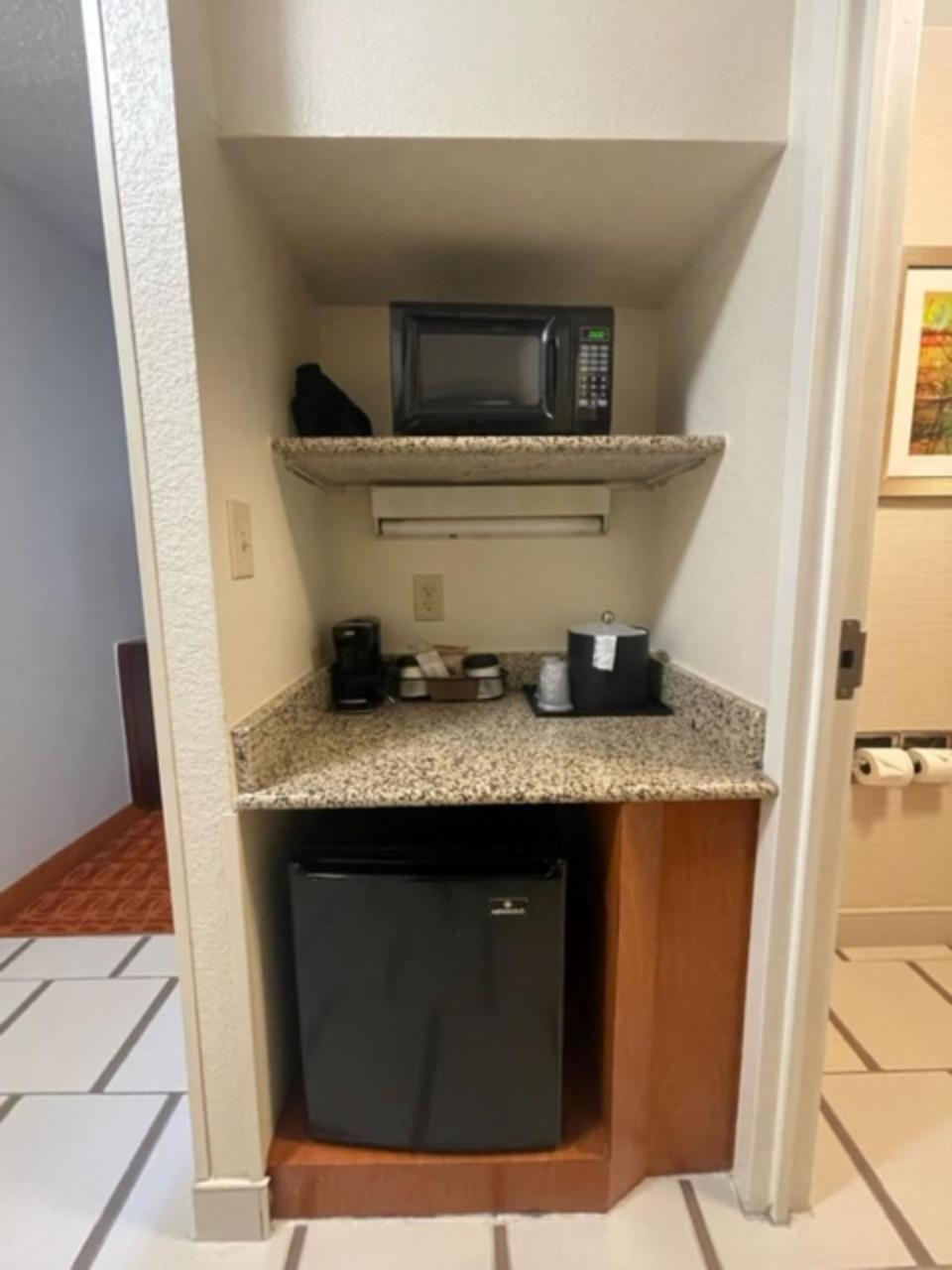 Fairfield Inn And Suites By Marriott Potomac Mills Γούντμπριτζ Εξωτερικό φωτογραφία