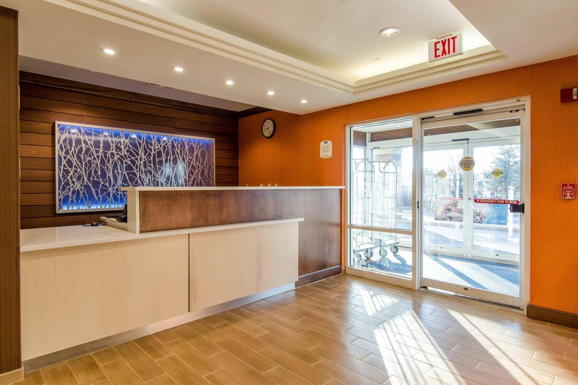 Fairfield Inn And Suites By Marriott Potomac Mills Γούντμπριτζ Εξωτερικό φωτογραφία