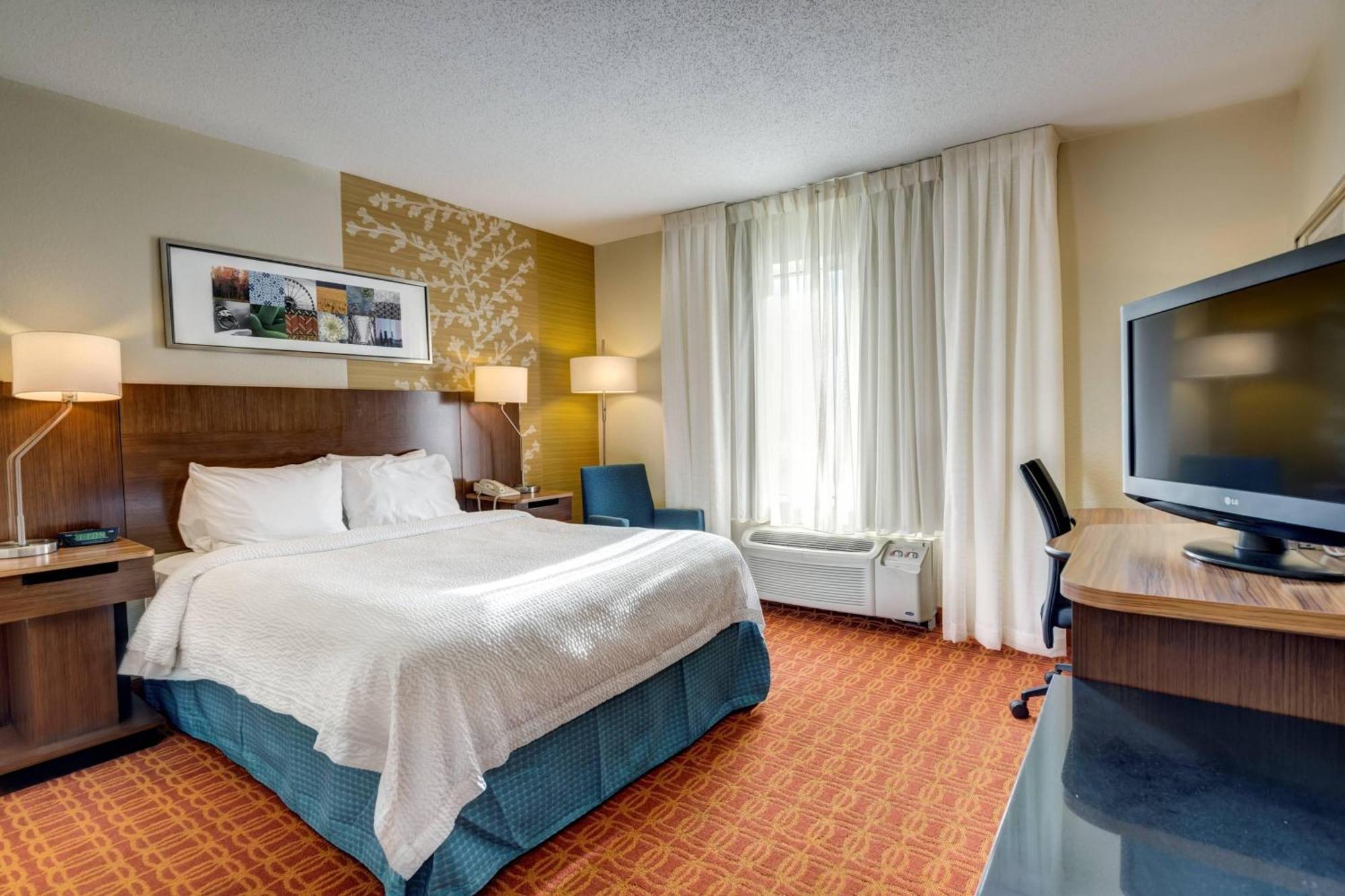 Fairfield Inn And Suites By Marriott Potomac Mills Γούντμπριτζ Εξωτερικό φωτογραφία