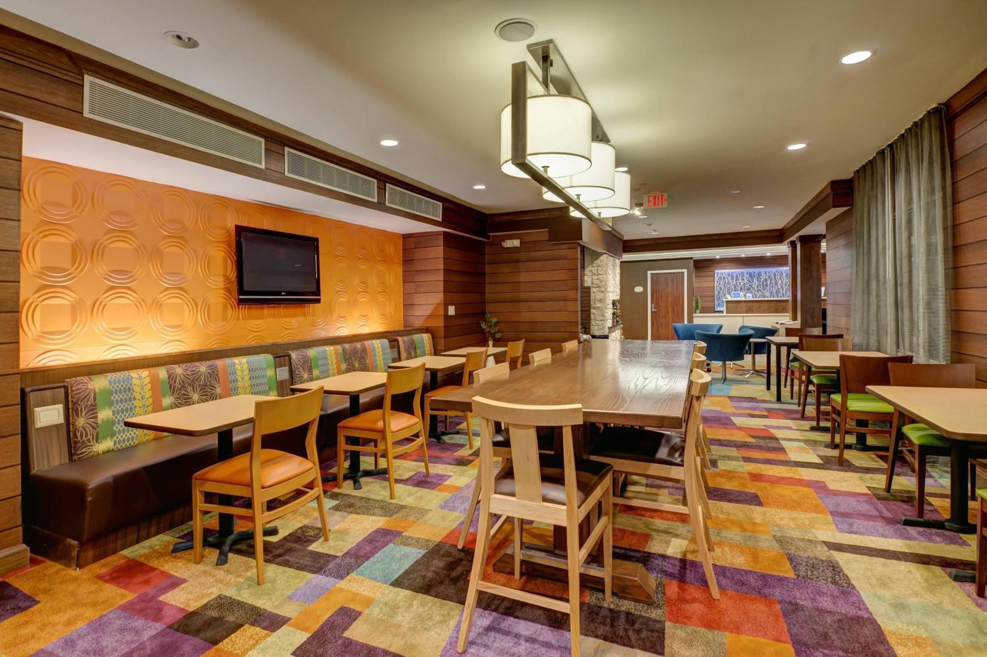 Fairfield Inn And Suites By Marriott Potomac Mills Γούντμπριτζ Εξωτερικό φωτογραφία