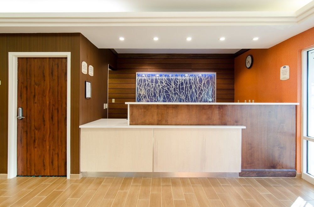 Fairfield Inn And Suites By Marriott Potomac Mills Γούντμπριτζ Εξωτερικό φωτογραφία