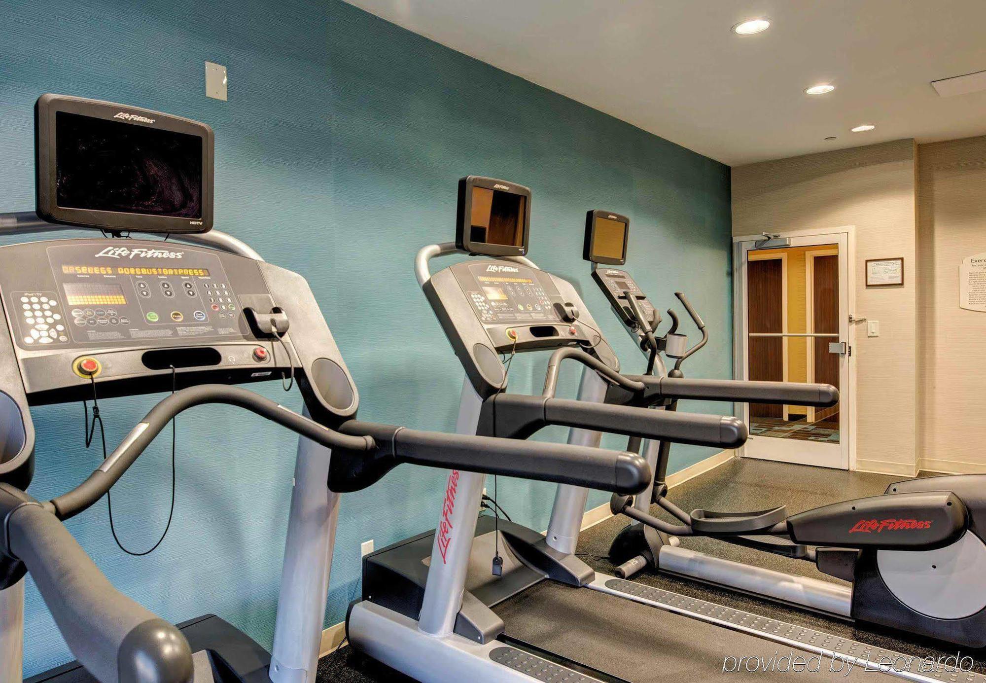 Fairfield Inn And Suites By Marriott Potomac Mills Γούντμπριτζ Εξωτερικό φωτογραφία